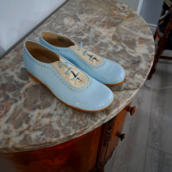 Luccini Girls Blue Dress Shoes Size 35 (US 4.5)New Unboxed - Picture 1 of 1